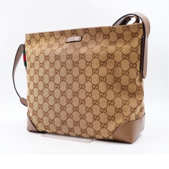 100% Authentic Gucci hand bag. Great pre-loved condition. - Picture 3 of 12